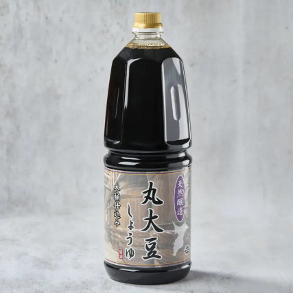 Soijakastike Maru Daizu puhdistettu Kooke säiliössä