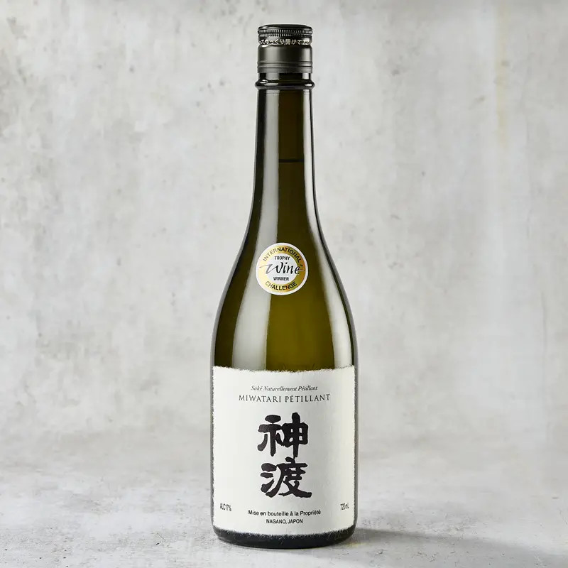 Sake mousserande Miwatari Junmai Ginjo 17%, 720 ml