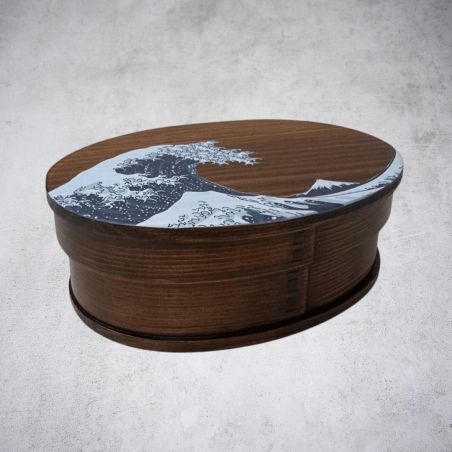 Lacquered cedar wood bento box with Hokusai motif, 700 ml, 180*135*68 mm