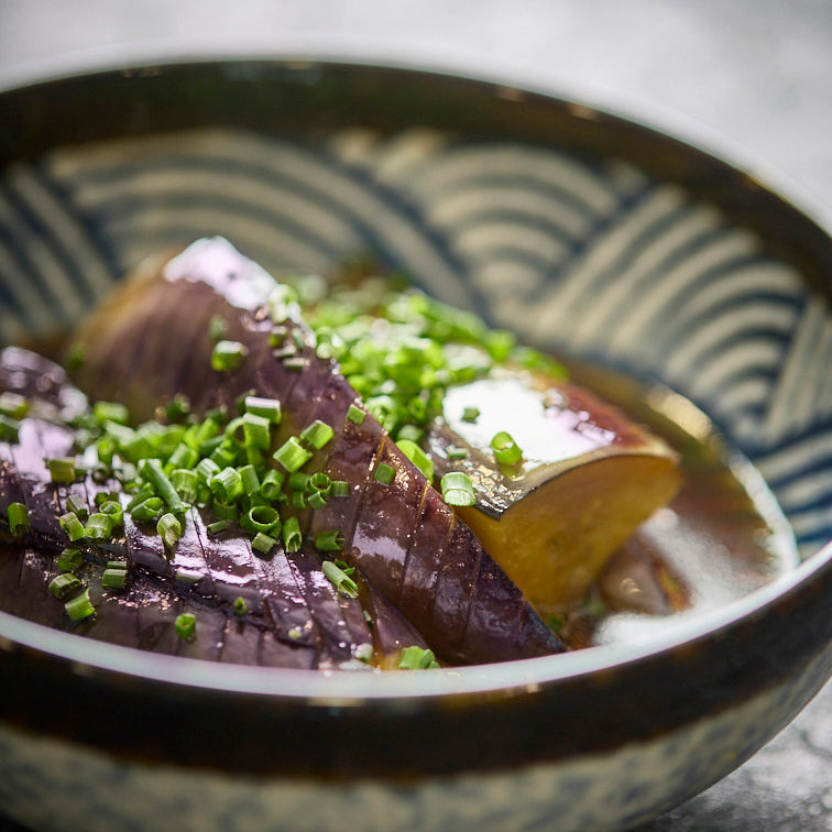 Recette Traditionnelle : Aubergines Glacées au Miso et Mirin (Nasu Dengaku)