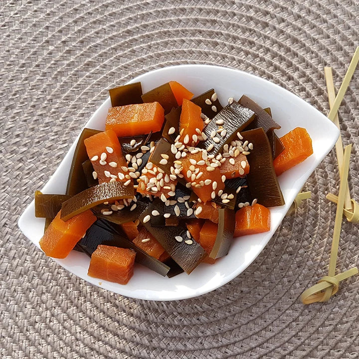 Tsukudani : algues kombu mijotées au dashi shoyu