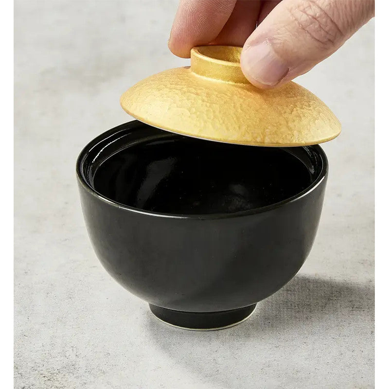 Bol à Chawanmushi ou mise en bouche luxueux en boîte