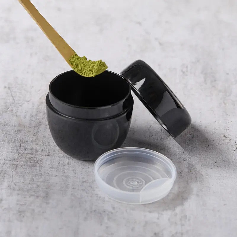 Matcha theeblik Natsume ø 5,4 cm, hoogte 5,4 cm, zwart motief 