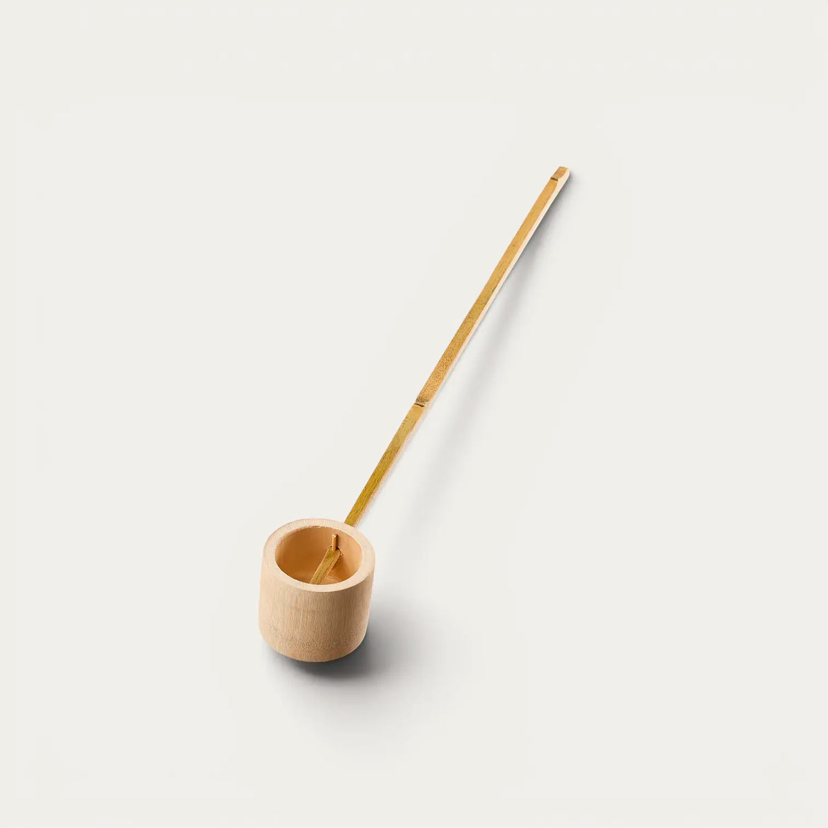 Concha bambu (L) SASHI-TOHSHI-HISHAKU para cerimónia do chá matcha