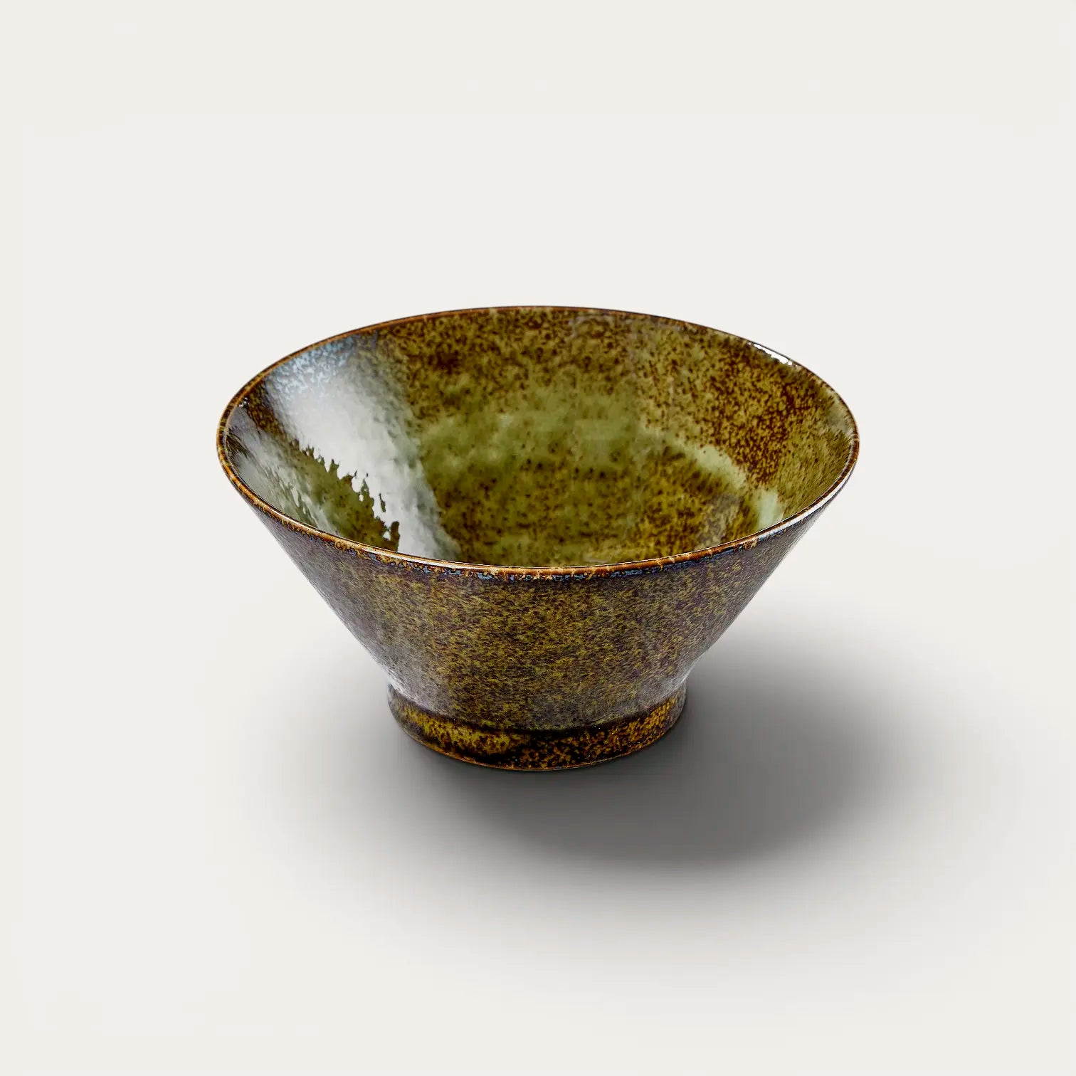 Tigela de rāmen, porcelana Minoyaki, motivo SHINRYOKU
