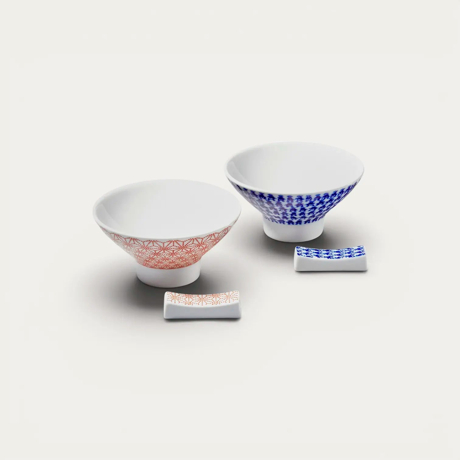 Porcelana Nikko, 2 boles de arroz + portapalillos cáñamo y daimyo