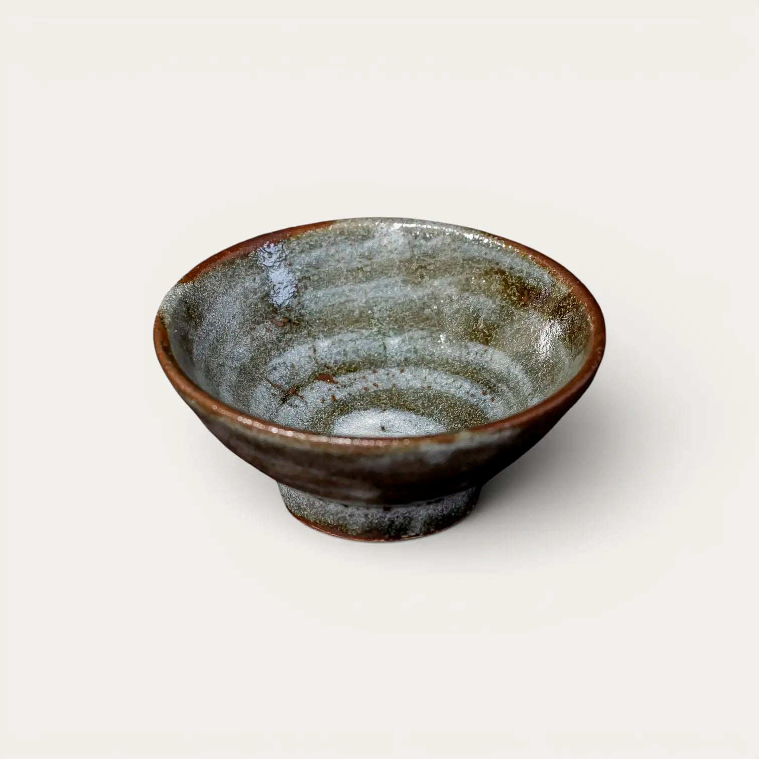 Plat sake-schaaltje sakazuki