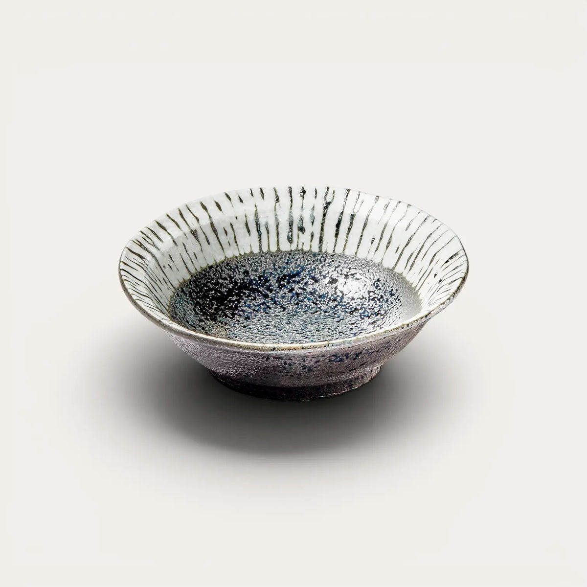 Bol à entrées, design kuroshi