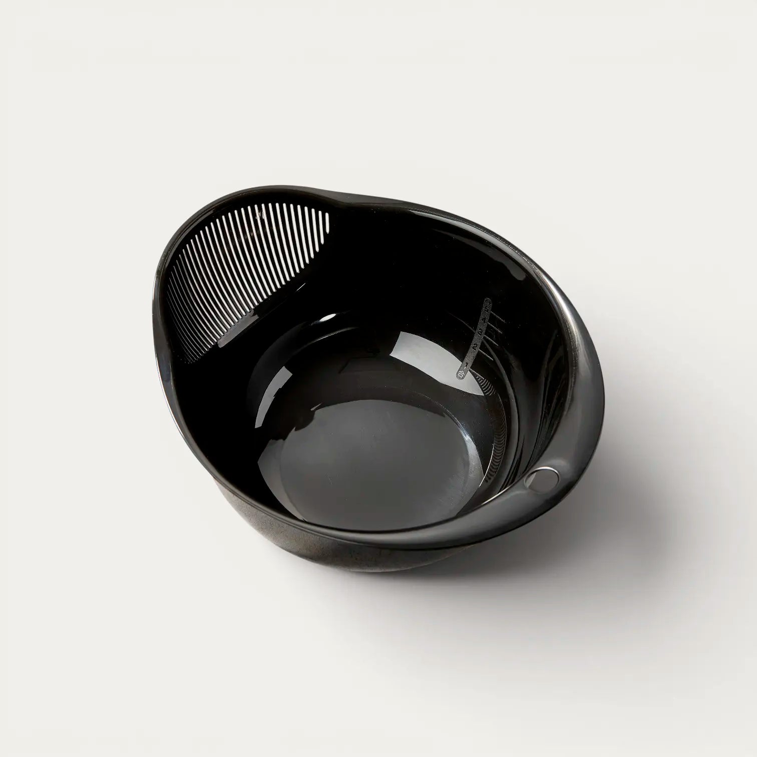 Black rice rinsing bowl